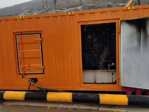 安顺出租发电机-船用柴油发电机的工作原理是怎么样的？
